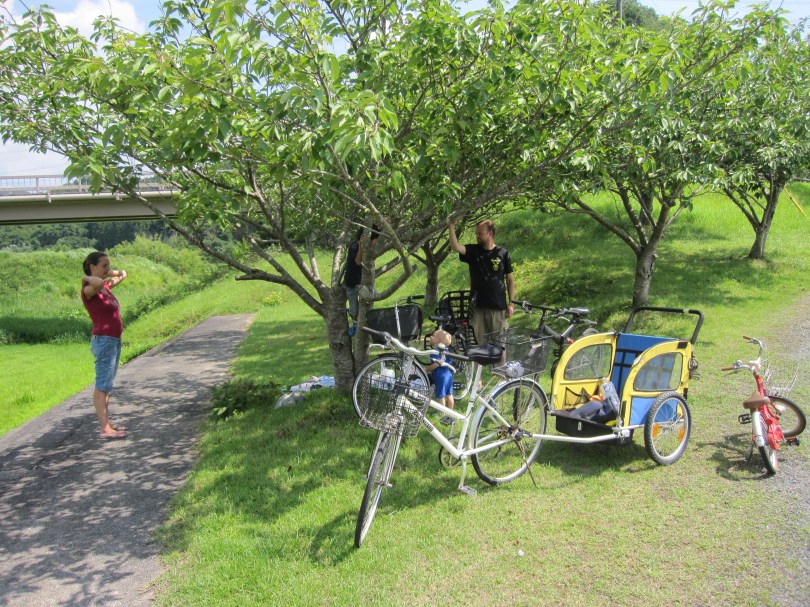 オランダ人家族日野川